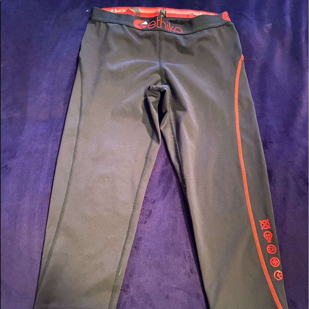 ETHIKA leggings